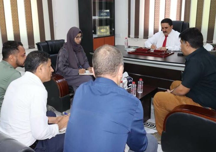 مساعد رئيس الوحدة التنفيذية يبحث التعاون مع مسؤول تشيكي ومنظمة “الناس في حاجة”